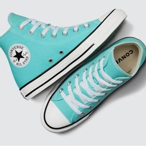 teal women’s size 8 converse